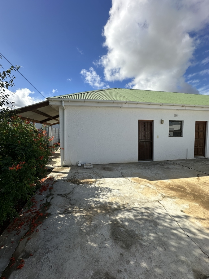 To Let 2 Bedroom Property for Rent in Porterville Western Cape